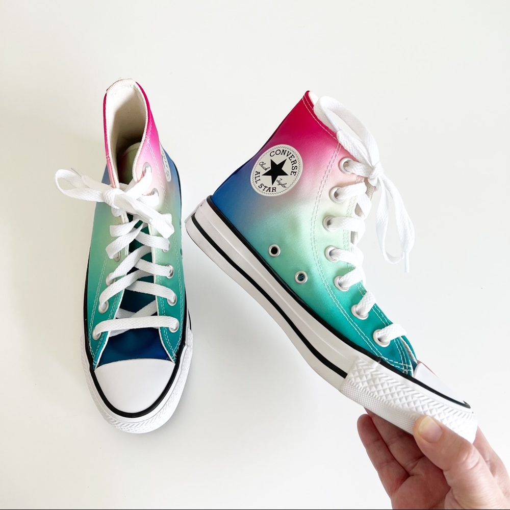Converse Chuck Taylor All Star Ombre Rainbow High Top Sneakers Men's 3 NWOB
